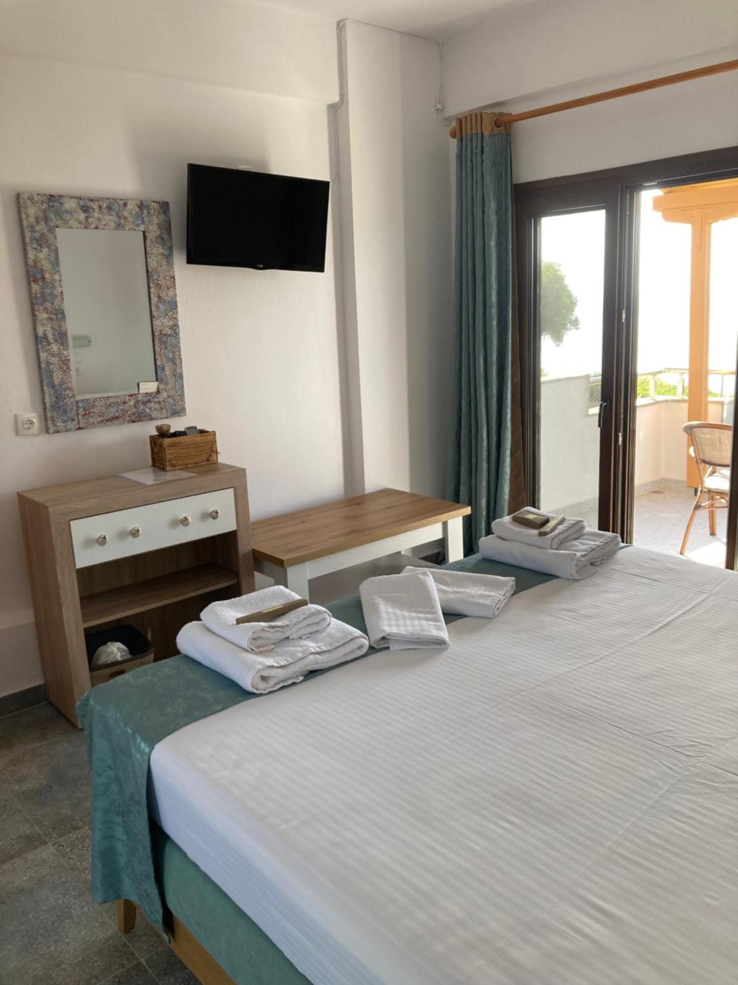 Marianna Sea View Afitos Apartment Ngoại thất bức ảnh